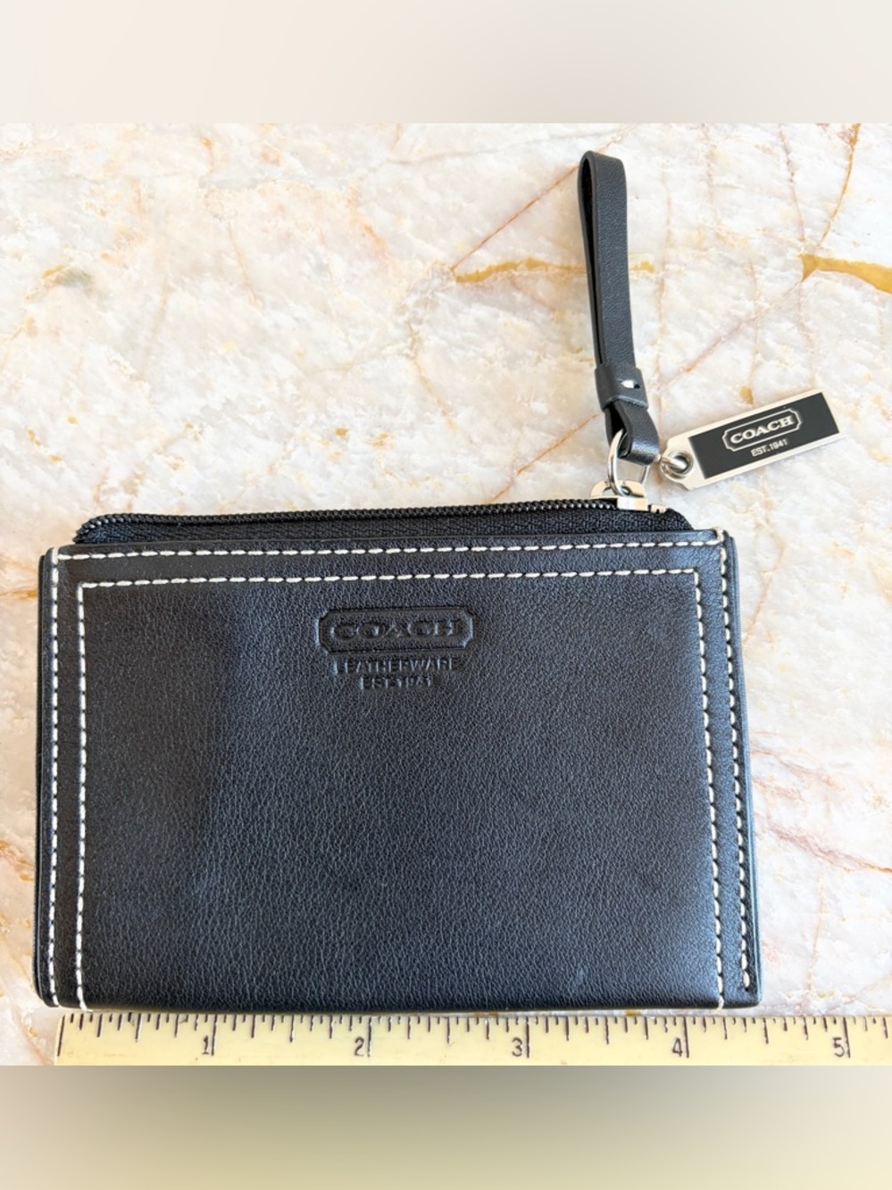 COACH Small Black Leather Wallet Key Chain Coin Purse Ivory Stitching Zip Pouch